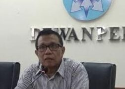 Selain Ucapkan Selamat, Wakil Ketua Dewan Pers Minta Pengurus PWI Merangin Tingkatkan Kompetensi Anggota
