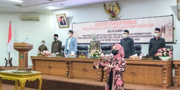 DPRD Batanghari Gelar Paripurna Keputusan DPRD dan Penandatanganan Kesepakatan RAPBD 2022
