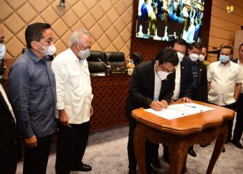 Menteri PUPR Rapat Bersama Komisi V DPR RI Bahas RUU Perubahan atas Undang-Undang Jalan 