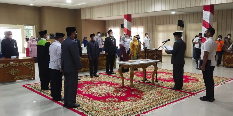 Bupati H. Mashuri Melantik Pejabat Esselon II dan Esselon III Merangin