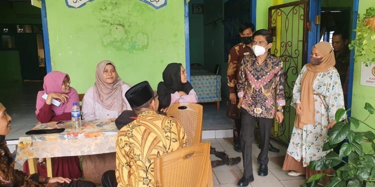 Ombudsman Jambi Datangi Yayasan Al Madrasatul Mahdaliyah  terkait Berita Siswa Tidak Bisa Ikuti Ujian Menunggak  SPP 