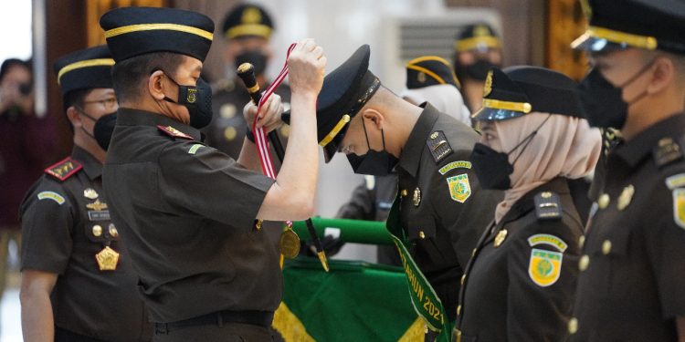 Jaksa Agung Melantik 459 Jaksa Baru