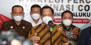 Mendagri Dorong Kepala Daerah Lakukan Terobosan untuk Genjot Vaksinasi