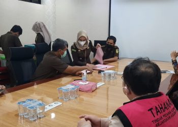 Tersangka Kasus Korupsi Dana Investasi PT. ASABRI 2012-2019 Diserahkan ke Jaksa Penuntut Umum