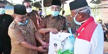 Bupati H Mashuri Motivasi Pengrajin Batu Bata di Kecamatan Tabir Lintas