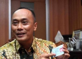 Dirjen Dukcapil Kemendagri Ingatkan Bahaya Selfie dengan KTP-el