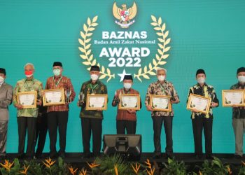 Al Haris Terima Penghargaan dari Baznas Award 2022