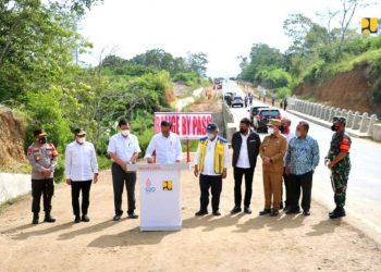 Menteri PUPR Dampingi Presiden Jokowi Resmikan Jalan Bypass Balige 
