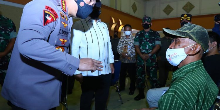 Cegah Omicron, Kapolri Minta Percepatan Booster Hingga Akselerasi Vaksinasi Lansia-Anak