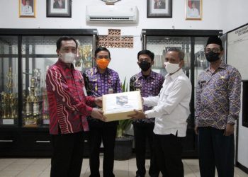 Dirjen Bina Pemdes Kemendagri : Pelayanan Digital Desa Babakan Asem Memudahkan Masyarakat