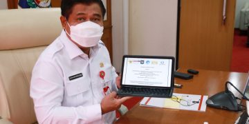 Plt. Sekjen Kemendagri Tanda Tangani Perjanjian Kerja Sama Sinergi SP4N-LAPOR!