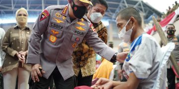 Tinjau Vaksinasi Se-Indonesia, Kapolri Dorong Percepatan Target Dosis Dua dan Booster