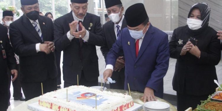 Al Haris Harap Bank Jambi Dapat Bantu Pulihkan Ekonomi Masyarakat