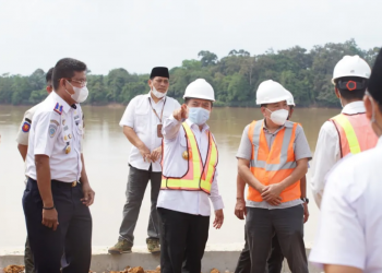 Gubernur Al Haris Tinjau Pelabuhan Desa Tenam