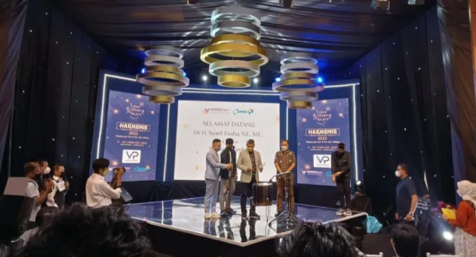 Walikota Jambi Syarif Fasha Membuka Pameran Wedding Organizer