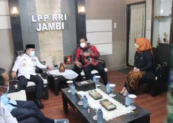 Gubernur Al Haris Hadiri Sertijab Kepala LPP RRI Jambi