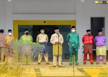 Kadis PUPR M.Fauzi Pimpin Upacara Bendera Pertama Awal Tahun 2022