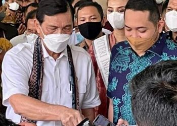 Waka DPRD Provinsi Jambi Pinto Dampingi Menko Marves Luhut Minum Kopi Merangin