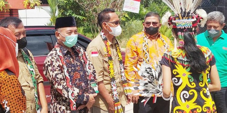 Bupati Merangin Kunker Ke Kota Balikpapan Melihat Pengolahan Pupuk Organik 