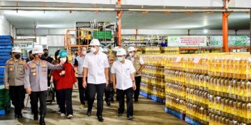 Kapolri Pastikan Awasi Alur Distribusi dan Harga Minyak Goreng di Pasar