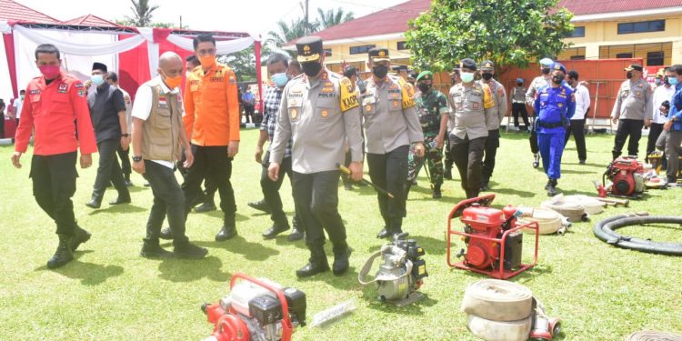 Hadapi Musim Kemarau, Kapolda Jambi Gelar Apel Peralatan Karhutla