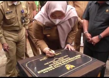 Bupati Masnah Resmikan Desa Persiapan Bukit Beringin