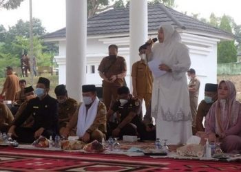 Bupati Masnah Sambut Gubernur Jambi Acara Tabligh Akbar dan Peringatan Isra’ Mi’raj