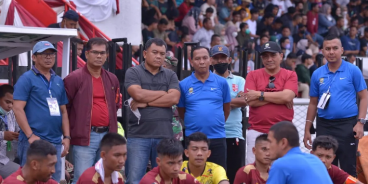 Sekda Saksikan Laga PS Muaro Jambi vs PS Sungai Penuh