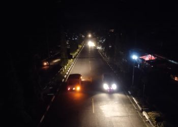 Akibat Hujan Deras dan Angin Kecang, Sampai Tengah Malam Lampu PLN di Kota Bangko Masih Padam
