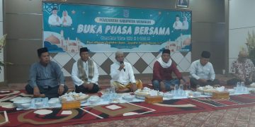 Berbuka Puasa Bersama Wartawan, Bupati Merangin Minta OPD Tingkatkan Komunikasi