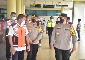 Jelang Lebaran, Kapolda Jambi Pantau Kesiapan Mudik Lebaran 2022 di Terminal Bus Alam Barajo dan Bandara Sultan Thaha Jambi 