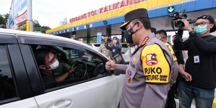 Kapolri Imbau Pemudik Tak Paksakan Berkendara dalam Kondisi Lelah Demi Keselamatan