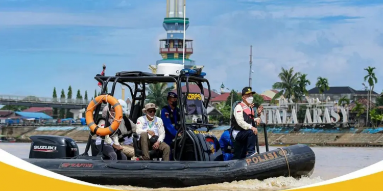 Kadis M Fauzi Hadiri Pencanangan Sungai Batanghari Bersih