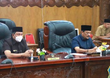 Wabup Hairan Hadiri Paripurna Kedua DPRD Tanjab Barat
