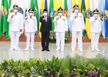 Lantik 5 Penjabat Gubernur, Mendagri Amanatkan Jaga Stabilitas Politik, Pemerintahan dan Keamanan 