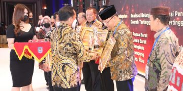 Kemendagri Beri Penghargaan Pemda atas Realisasi APBD dan PAD Tertinggi TA 2021, Ini Nama-Namanya