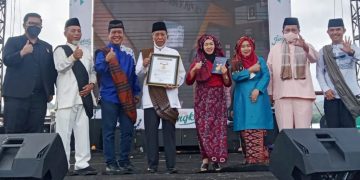 Bakar Jaudah dari Jangkat Masuk Rekor MURI