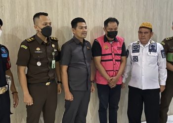 Kejaksaan Agung Amankan FW, DPO Kasus Korupsi APBD di Sekretariat DPRD Kabupaten Penukal Abab Lematang Ilir Prabumulih 