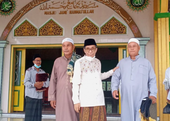 Wabup Batanghari Shalat Idul Fitri di Kampung Halaman
