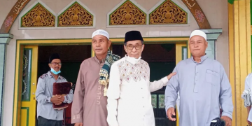 Wabup Batanghari Shalat Idul Fitri di Kampung Halaman