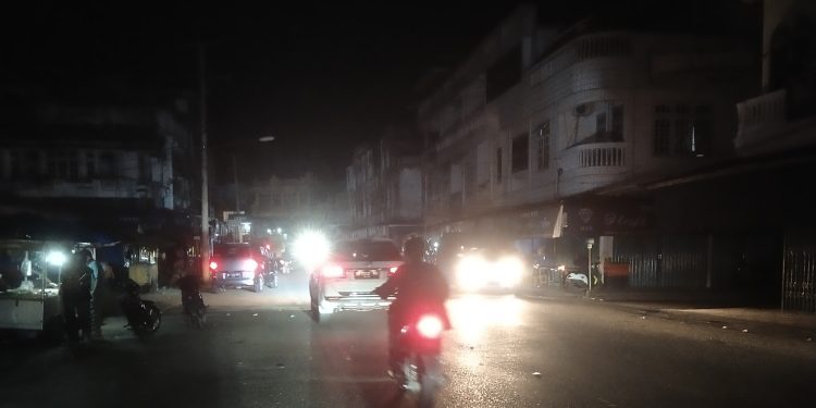 Tidak Ada Hujan dan Tidak Ada Angin, Lampu PLN di Pasar Bawah Bangko Padam Mendadak 