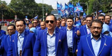Ketua Umum Partai Demokrat Agus Yudhoyono Pimpin Langsung Pendaftaran  ke KPU