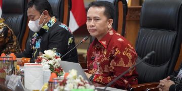 Dirjen Bina Keuda Kemendagri Ingatkan Pemda dan DPRD Bersinergi, Kompak dan Solid Bahas Serta Tetapkan APBD