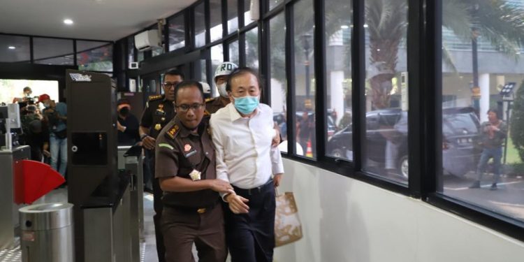 Buronan Kejaksaan Agung dan KPK, Surya Darmadi Tersangka Kasus Korupsi Duta Palma Menyerahkan Diri