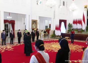 Presiden Jokowi Lantik Azwar Anas Sebagai Menteri PANRB 
