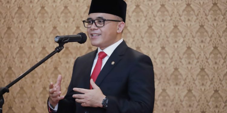 Menteri PANRB Azwar Anas Akan Benahi Pelayanan Publik Hingga Akar