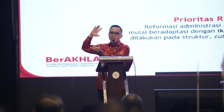 Menteri PANRB Gelar Rakor dengan Bupati  se-Indonesia Pastikan Pendataan Non-ASN Valid 