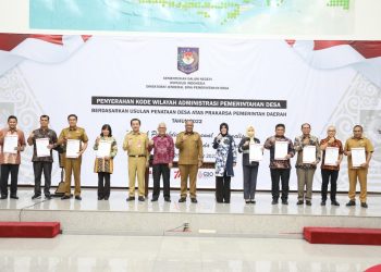 Wamendagri Serahkan 199 Kode Desa Pada 17 Kabupaten 