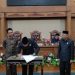 Ketua DPRD Muaro Jambi Yuli Setia Bakti Sah kan APBD Perubahan 2022