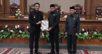 Ketua DPRD Muaro Jambi Pimpin Paripurna Penyampaian KUPA dan PPAS Tahun 2022